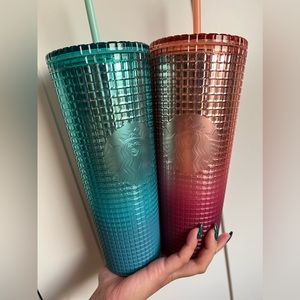 🎉 SOLD 🎉 Starbucks venti gradient grid tumblers (APAC exclusive)